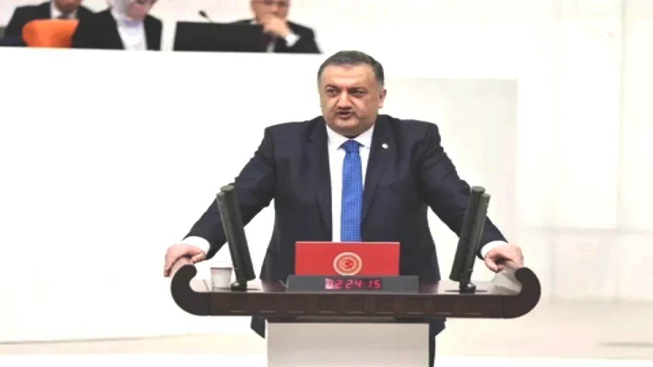 Hasan Karal: Mezhepçilik ve Irkçılıkla Mücadelede İslam Dünyası İçin Umut Var mı?